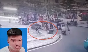 Người đánh trẻ em trước sảnh chung cư bị khởi tố Người đánh trẻ em trước sảnh chung cư bị khởi tố