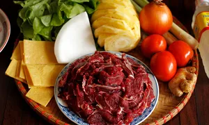 Có nên ăn thịt bò tái? Có nên ăn thịt bò tái?
