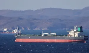 Thế khó với Mỹ khi trừng phạt dầu Nga